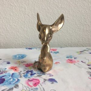 Vintage brass mouse paperweight figurine solid